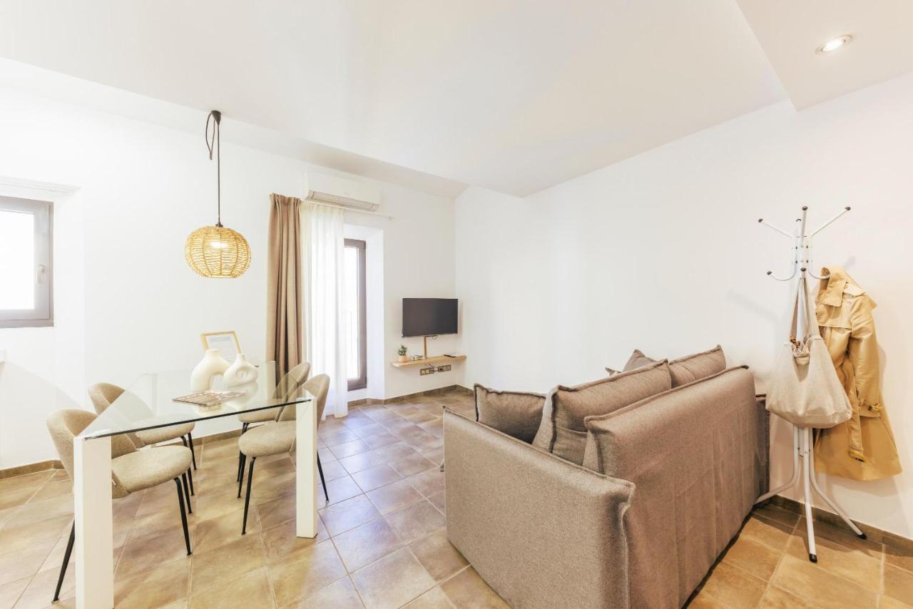 Bravissimo Mercadal Duplex, With 2 Bedrooms Girona Eksteriør billede